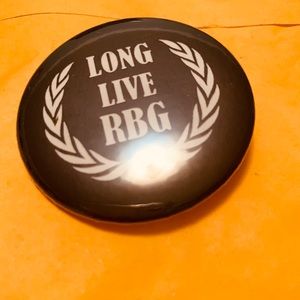 RBG pin 2” face, lace collar robe, bust NWT gift